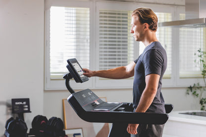 SOLE F80 Treadmill