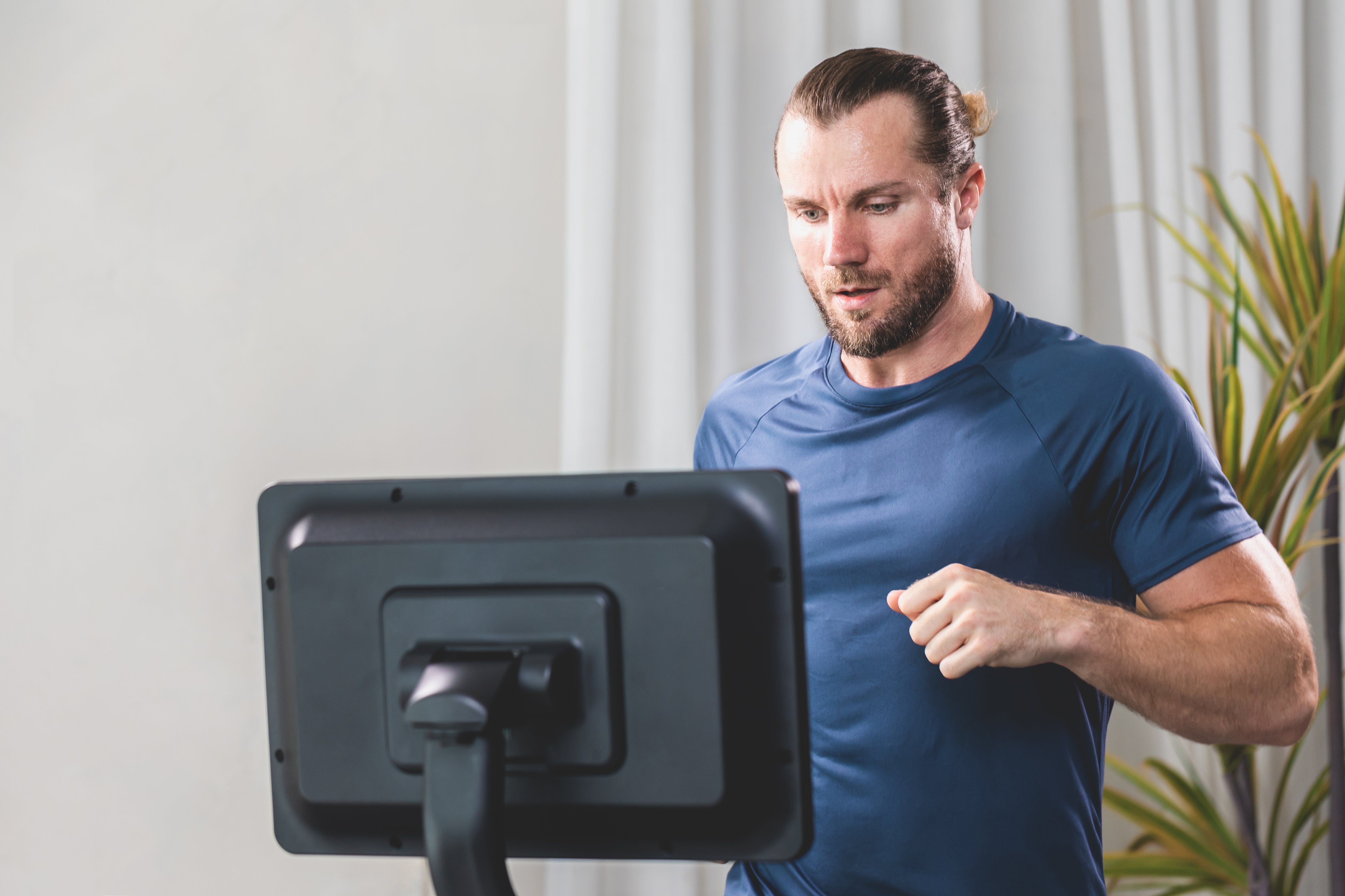 SOLE F85 Treadmill