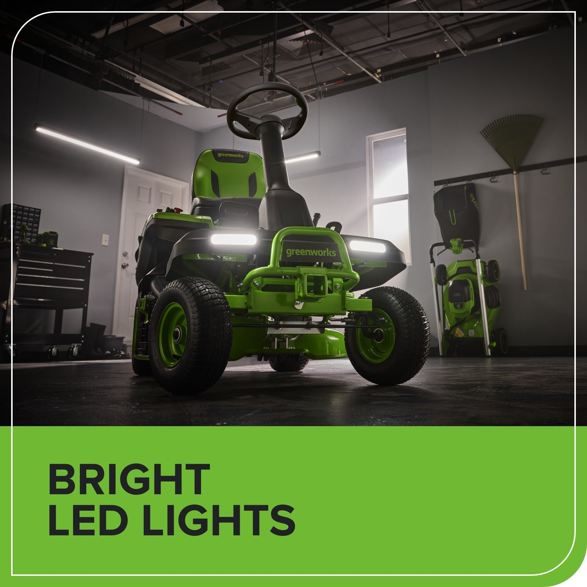 60V 30" CrossoverT Riding Lawn Tractor with (4) 8.0 Ah Batteries and 600-Watt Charger, CRT3062